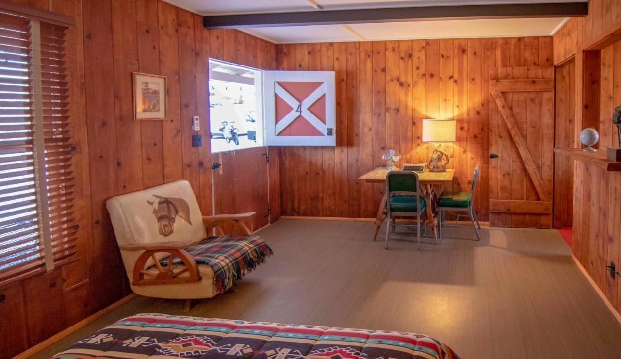 Joshua Tree Ranch House Motel Buitenkant foto