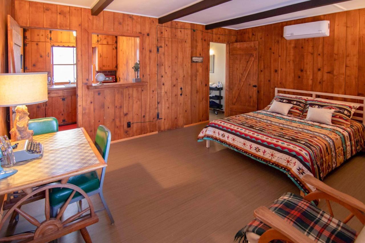 Joshua Tree Ranch House Motel Buitenkant foto